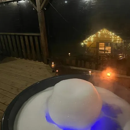 Nyaraló Hirska Vatra Szlavszke